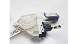 MOTOR ELEVALUNAS DELANTERO DERECHO AUDI A6 AVANT (2005-2008) 2.7 TDI 180CV 2698CC - L.8093649 / 4F0959802D