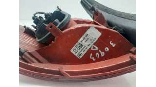 PILOTO TRASERO DERECHO AUDI A6 AVANT (2005-2008) 2.7 TDI 180CV 2698CC - L.8093674 / 4F9945096