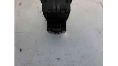 MANDO ELEVALUNAS TRASERO DERECHO SEAT LEON  - M.647098 / 5G0959855S