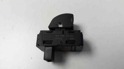 MANDO ELEVALUNAS DELANTERO DERECHO BMW SERIE 1 BERLINA  - M.651308 / 6935534