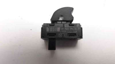 MANDO ELEVALUNAS TRASERO IZQUIERDO BMW SERIE 1 BERLINA  - M.651311 / 6935534