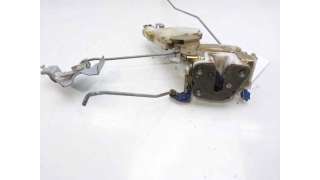 CERRADURA PUERTA DELANTERA DERECHA NISSAN VANETTE CARGO AUTOBÚS (1994-2001) 2.3 D 75CV 2283CC - L.8099929 / 8055261U01