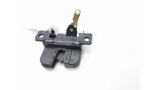 CERRADURA MALETERO / PORTON VOLKSWAGEN GOLF IV (1997-2004) 1.4 16V 75CV 1390CC - L.8108491 / 1J6827505B