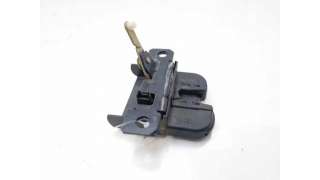 CERRADURA MALETERO / PORTON VOLKSWAGEN GOLF IV (1997-2004) 1.4 16V 75CV 1390CC - L.8108491 / 1J6827505B