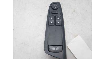 MANDO ELEVALUNAS DELANTERO IZQUIERDO FIAT STILO (2001-2006) 1.9 JTD (192XE1A) 115CV 1910CC - L.8108770 / 0735397097
