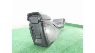 APOYABRAZOS CENTRAL VOLVO V40 FASTBACK (2012-2015) D3 150CV 1984CC - L.8110189 / 31389451
