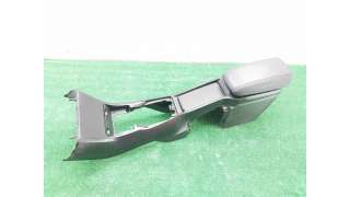 APOYABRAZOS CENTRAL VOLVO V40 FASTBACK (2012-2015) D3 150CV 1984CC - L.8110189 / 31389451
