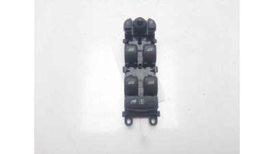 MANDO ELEVALUNAS DELANTERO IZQUIERDO VOLVO V40 FASTBACK (2012-2015) D3 150CV 1984CC - L.8110583 / 31334568