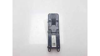 MANDO ELEVALUNAS DELANTERO IZQUIERDO VOLVO V40 FASTBACK (2012-2015) D3 150CV 1984CC - L.8110583 / 31334568