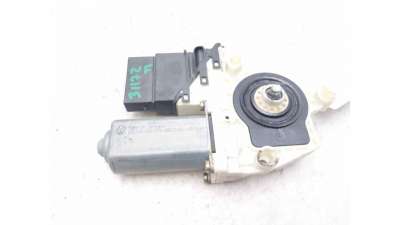 MOTOR ELEVALUNAS TRASERO IZQUIERDO SEAT LEON (2000-2006) 1.6 16 V 105CV 1598CC - L.8112407 / 1J4959811CFKZ