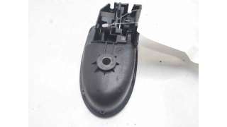MANETA INTERIOR TRASERA IZQUIERDA TOYOTA YARIS (2005-2010) 1.3 VVT-I (SCP90) 87CV 1298CC - L.8114392 / 692060D90