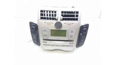 SISTEMA AUDIO / RADIO CD TOYOTA YARIS (2005-2010) 1.3 VVT-I (SCP90) 87CV 1298CC - L.8114509 / 861200D210