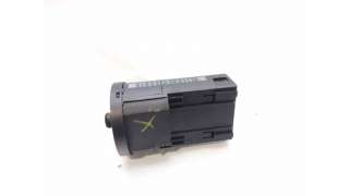 MANDO LUCES VOLKSWAGEN GOLF IV (1997-2004) 1.4 16V 75CV 1390CC - L.8116104 / 1C0941531