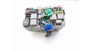 CAJA RELES / FUSIBLES FORD MONDEO III SEDÁN (2000-2007) 2.0 16V TDDI / TDCI 115CV 1998CC - L.8116857 / 1S7T14A142AA