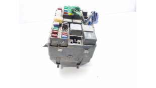 CAJA RELES / FUSIBLES FORD MONDEO III SEDÁN (2000-2007) 2.0 16V TDDI / TDCI 115CV 1998CC - L.8116857 / 1S7T14A142AA 2