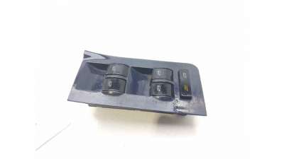 MANDO ELEVALUNAS DELANTERO IZQUIERDO AUDI A6 (1997-2005) 1.8 T 150CV 1781CC - L.8118884 / 4B0959851