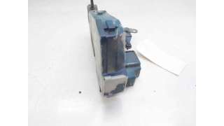 CERRADURA PUERTA TRASERA DERECHA FORD MONDEO II SEDÁN (1996-2000) 1.8 I 115CV 1796CC - L.8119848 / 96BGF26412