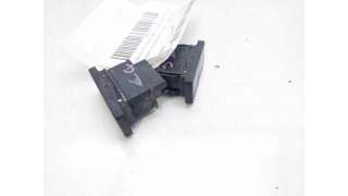 MANDO ELEVALUNAS DELANTERO IZQUIERDO PEUGEOT 205 I (1983-1987) - L.8120124 / 9240A3