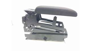 APOYABRAZOS CENTRAL VOLKSWAGEN PASSAT (2000-2005) 1.9 TDI 130CV 1896CC - L.8120769 / 3B1864207B