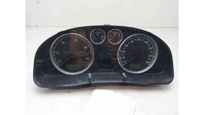 CUADRO INSTRUMENTOS VOLKSWAGEN PASSAT (2000-2005) 1.9 TDI 130CV 1896CC - L.8120802 / 3B0920827A
