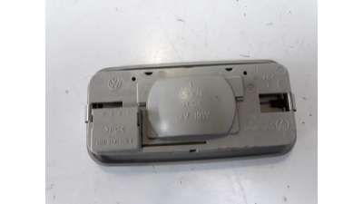 LUZ INTERIOR VOLKSWAGEN POLO BERLINA  - M.675898 / 6N0947105E