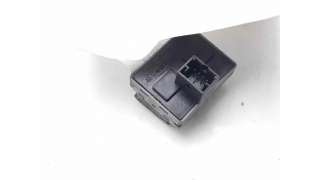MANDO ELEVALUNAS DELANTERO IZQUIERDO SEAT IBIZA III (2002-2005) 1.9 SDI 64CV 1896CC - L.8122501 / 6Q0959858