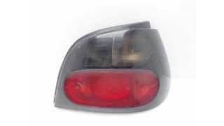 PILOTO TRASERO DERECHO RENAULT MEGANE I (1996-1999) 1.6 E (BA0F, BA0S) 90CV 1598CC - L.8124338 / 7701040646