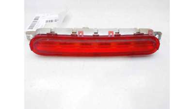 LUZ CENTRAL DE FRENO TOYOTA COROLLA VERSO (2004-2009) 2.0 D-4D (CUR10) 116CV 1995CC - L.8127599 / 815700F011