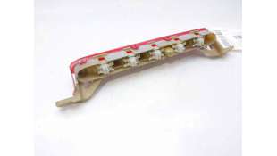 LUZ CENTRAL DE FRENO TOYOTA COROLLA VERSO (2004-2009) 2.0 D-4D (CUR10) 116CV 1995CC - L.8127599 / 815700F011 2