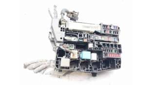 CAJA RELES / FUSIBLES TOYOTA AURIS (2007-2012) 1.4 (ZZE150) 97CV 1398CC - L.8127799 / 7233R0A1