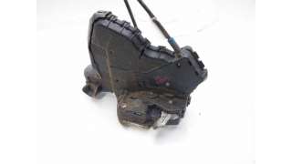 CERRADURA PUERTA DELANTERA DERECHA TOYOTA AURIS (2007-2012) 1.4 (ZZE150) 97CV 1398CC - L.8127813 / 6903002220