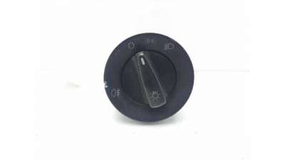 MANDO LUCES VOLKSWAGEN GOLF IV (1997-2005) 1.9 SDI 68CV 1896CC - L.8130546 / 1C0941531