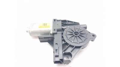 MOTOR ELEVALUNAS DELANTERO IZQUIERDO VOLVO V40 FASTBACK (2015-) D2 120CV 1969CC - L.8135077 / 31253061
