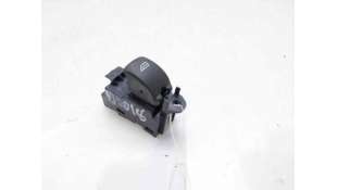 MANDO ELEVALUNAS TRASERO IZQUIERDO VOLVO V40 FASTBACK (2015-) D2 120CV 1969CC - L.8135084 / 31394840