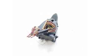 MANDO LUCES NISSAN ALMERA II (2000-2006) 1.5 90CV 1498CC - L.8136753 / 25540AV520