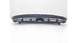 REJILLA DELANTERA FORD MONDEO II (1996-2000) 1.8 TD 90CV 1753CC - L.8138643 / 96BG8A133