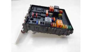 CAJA RELES / FUSIBLES VOLKSWAGEN TOURAN (2003-2010) - L.8143478 / 1H30040351