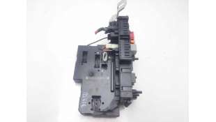 CAJA RELES / FUSIBLES MERCEDES-BENZ CLASE C (2010-2014) C 180 CDI (204.000) 120CV 2143CC - L.8145034 / 2049060205 2