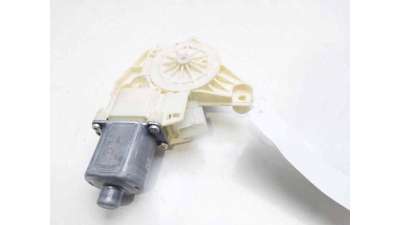 MOTOR ELEVALUNAS TRASERO IZQUIERDO MERCEDES-BENZ CLASE C (2010-2014) C 180 CDI (204.000) 120CV 2143CC - L.8145125 / A204820