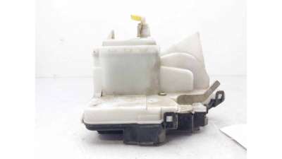 CERRADURA PUERTA TRASERA IZQUIERDA VOLKSWAGEN POLO (1999-2001) 1.4 16V 75CV 1390CC - L.8145642 / 1HM862153A