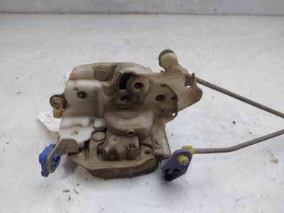 CERRADURA PUERTA DELANTERA DERECHA NISSAN VANETTE CARGO AUTOBÚS (1994-2001) 2.3 D 75CV 2283CC - L.8146162 / 805009C005