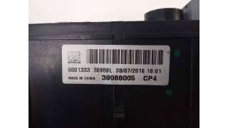 CAJA RELES / FUSIBLES OPEL CORSA E  - M.700102 / 39068005