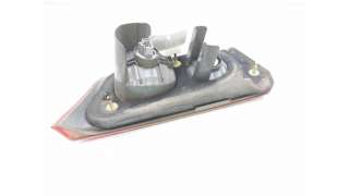 PILOTO TRASERO DERECHO INTERIOR HONDA ACCORD VII (2004-2008) 2.2 I-CTDI (CN1) 140CV 2204CC - L.8157446 / 34151SEA003