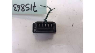 MANDO ELEVALUNAS DELANTERO IZQUIERDO PEUGEOT 605  - M.715863 / 22630