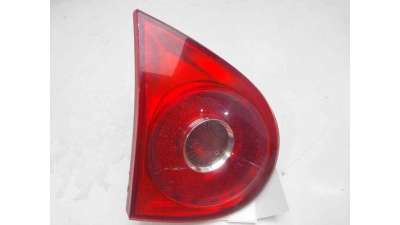 PILOTO TRASERO IZQUIERDO INTERIOR VOLKSWAGEN GOLF V (2003-2009) - L.8178813 / 1K6945093E