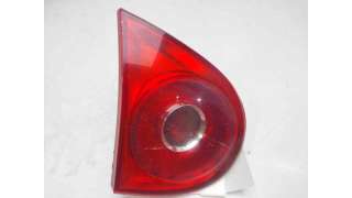 PILOTO TRASERO IZQUIERDO INTERIOR VOLKSWAGEN GOLF V (2003-2009) - L.8178813 / 1K6945093E