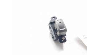 MANDO ELEVALUNAS TRASERO DERECHO SSANGYONG TIVOLI (2015-) - L.8181828 / 8585035000
