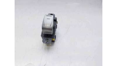 MANDO ELEVALUNAS DELANTERO DERECHO SSANGYONG TIVOLI (2015-) - L.8181829 / 8585035000
