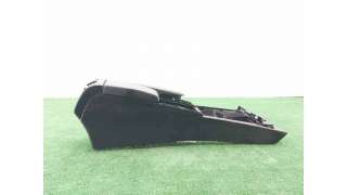 APOYABRAZOS CENTRAL MERCEDES-BENZ CLASE C (2009-2014) C 200 CDI (204.001) 136CV 2143CC - L.8182626 / 21268085029G23