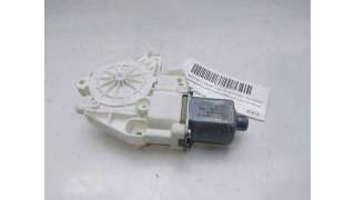 MOTOR ELEVALUNAS DELANTERO IZQUIERDO MERCEDES-BENZ CLASE C (2009-2014) C 200 CDI (204.001) 136CV 2143CC - L.8182865 / A2048
